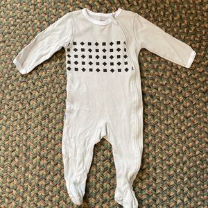 6-9M nanit pajamas